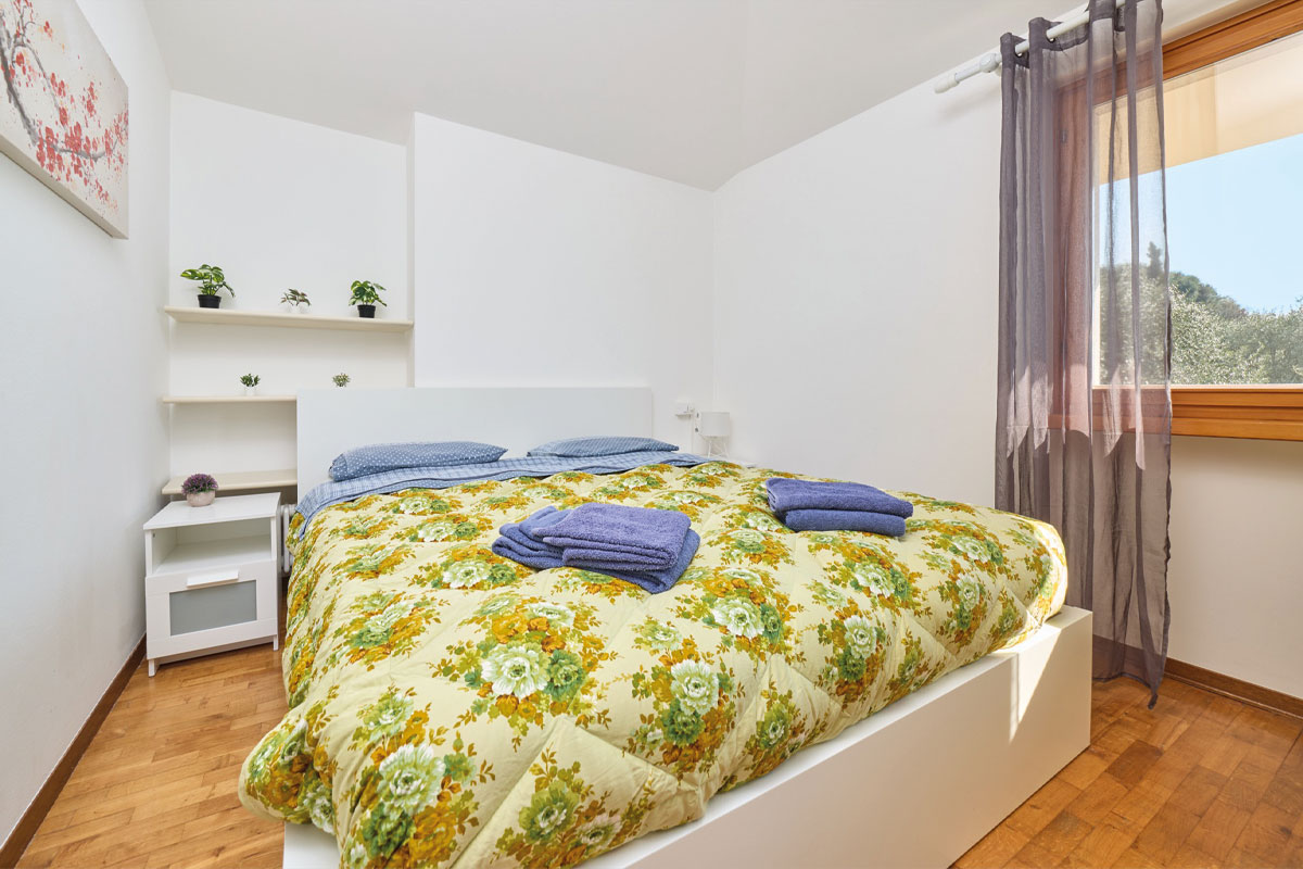 appartamento-casa-letizia-letto-matrimoniale